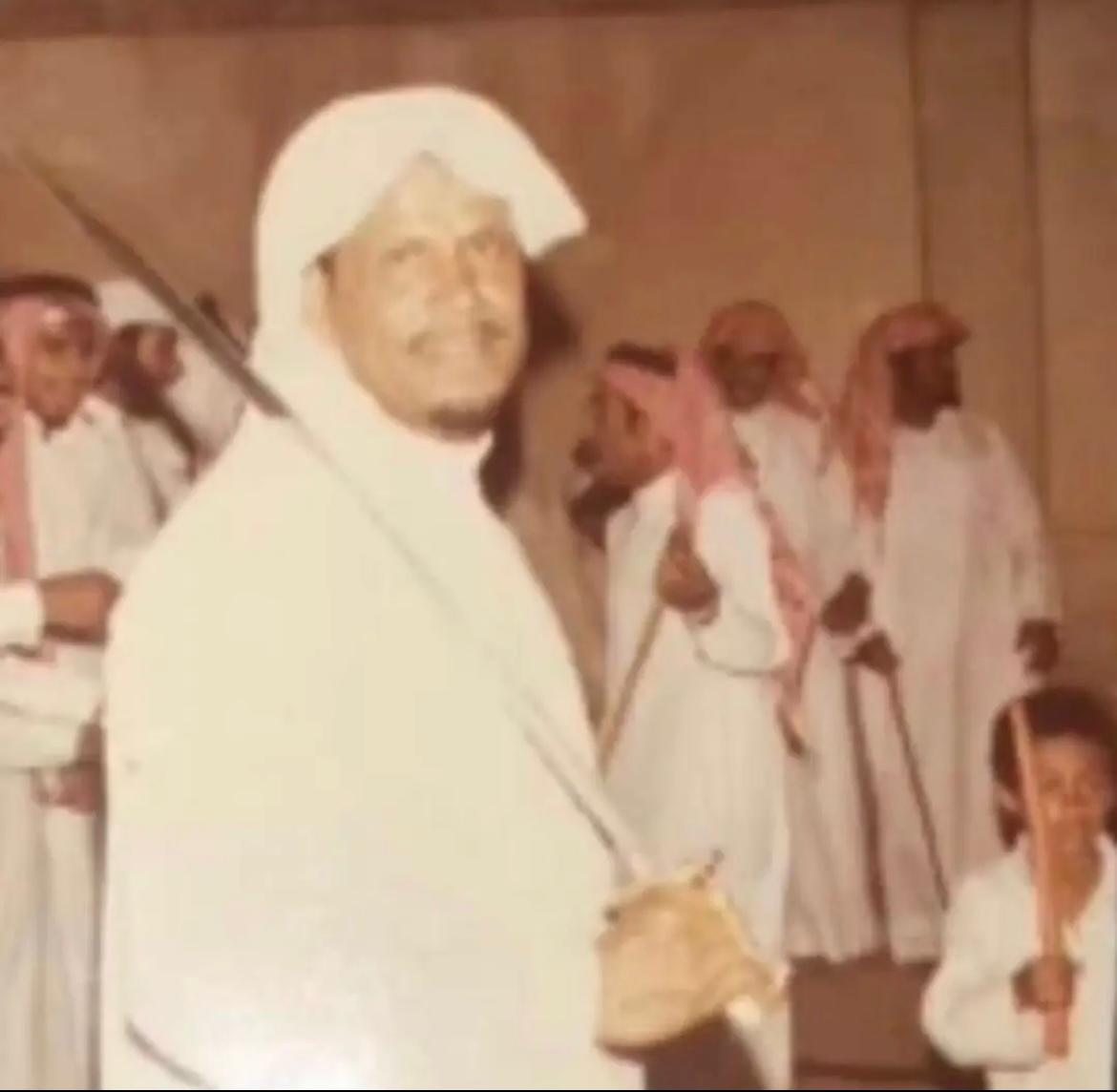 الشيخ عبد الرحمن بن جاسم ال عوده الفضلي (2)